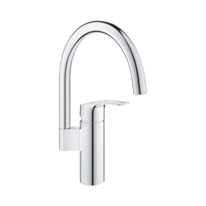 Montagekomponenten und flexible Anschlussschläuche der GROHE Eurosmart 33202003